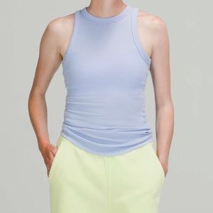 Luluelmon Hold Tight Crewneck Tank Top *Online Only
Blue Linen